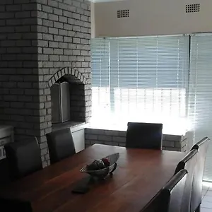  Holiday home Shalom House