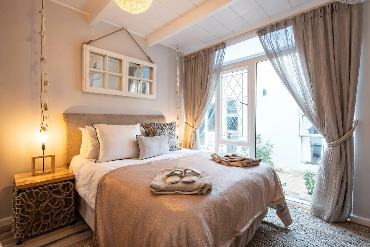 Salt Boutique Guesthouse (Adults Only) Bloubergstrand Sudáfrica