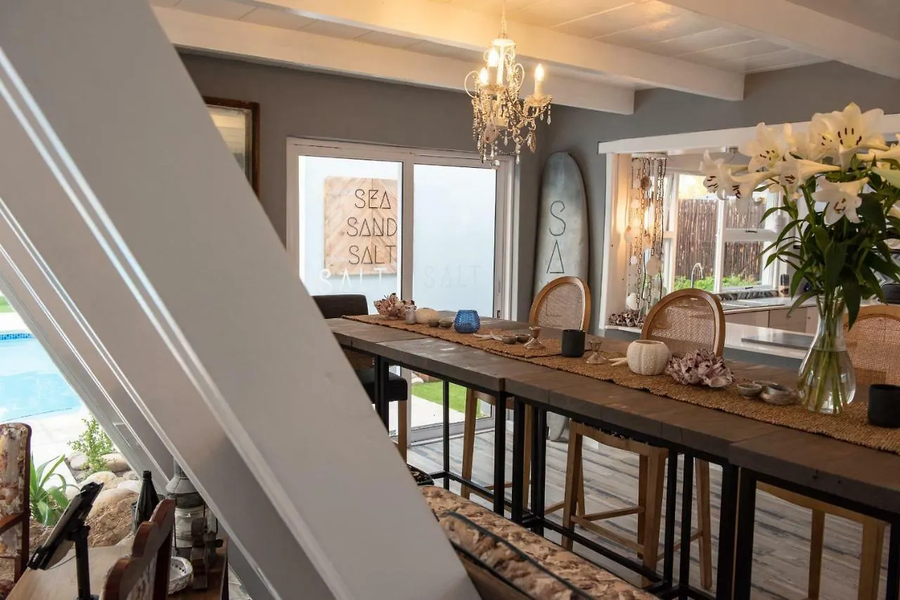 Salt Boutique Guesthouse (Adults Only) Bloubergstrand 5*,  Sudáfrica