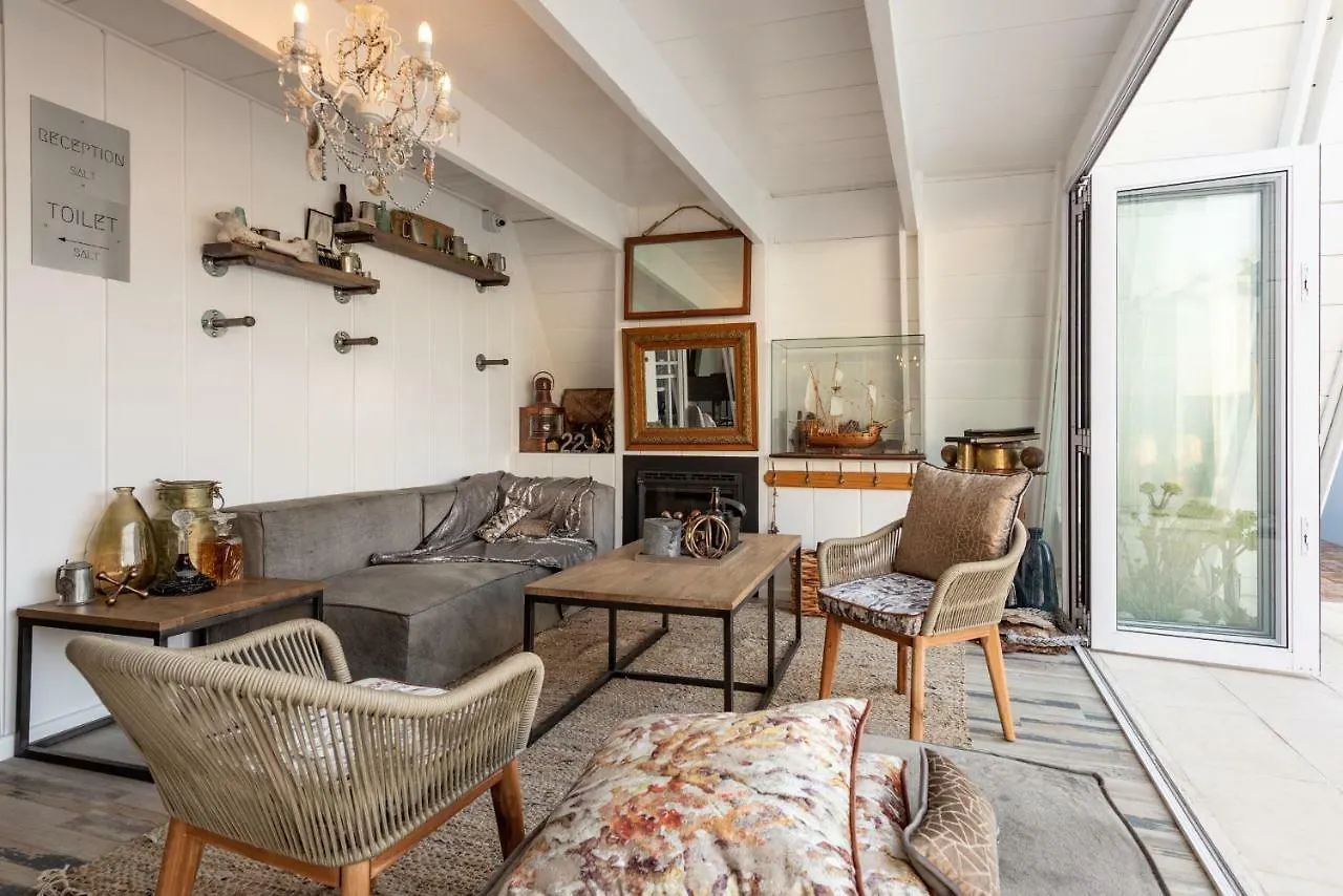 Salt Boutique Guesthouse (Adults Only) Bloubergstrand Pensión